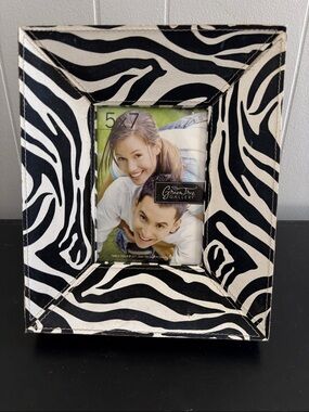 Black and White Zebra Print Photo Frame - 5x7